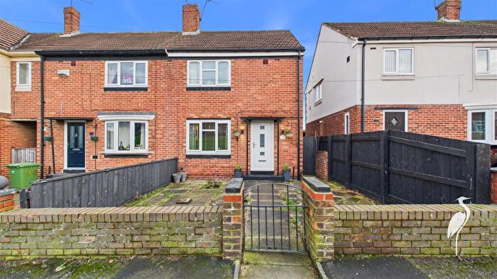 2 Bedroom Semi Detached House For Sale In Agar Road, Farringdon, Sunderland, SR3