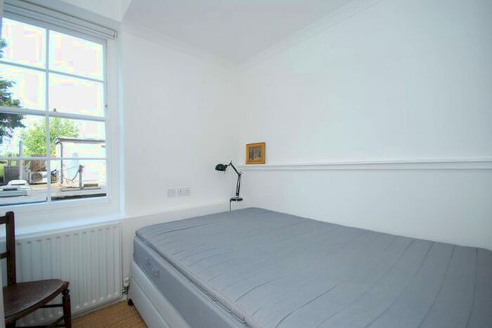 1 Bedroom Flat To Rent In Upper Street, Highbury And Islington, London, N1