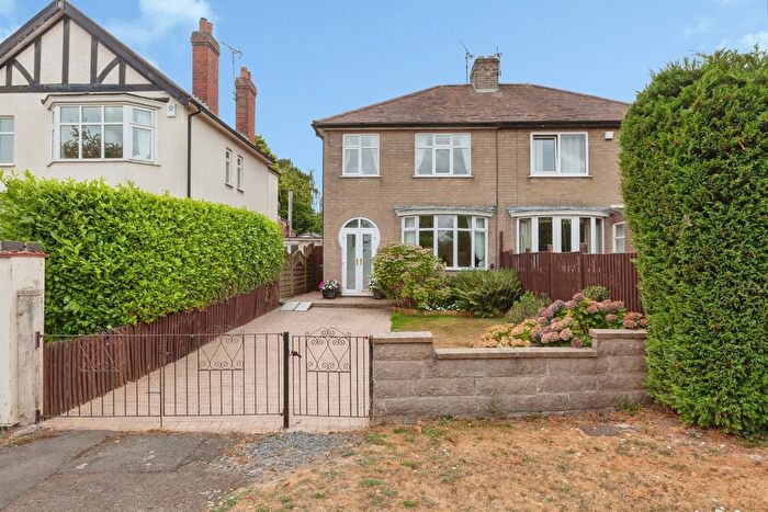 3 Bedroom Semi-Detached House For Sale In Blaby Road, Enderby, Leicester, LE19