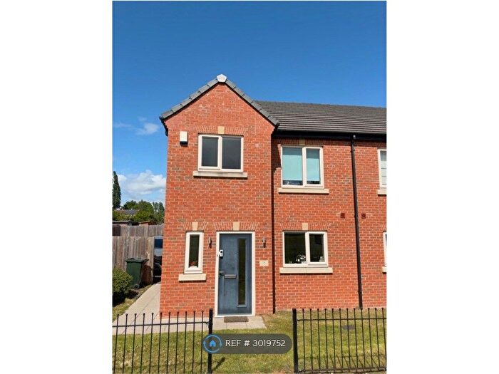 3 Bedroom Semi-Detached House To Rent In Wemesford Gardens, Doncaster, DN4