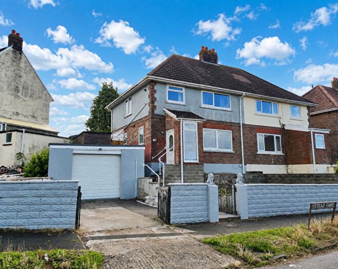3 Bedroom Semi Detached House For Sale In Ystrad Fawr, Bridgend, CF31