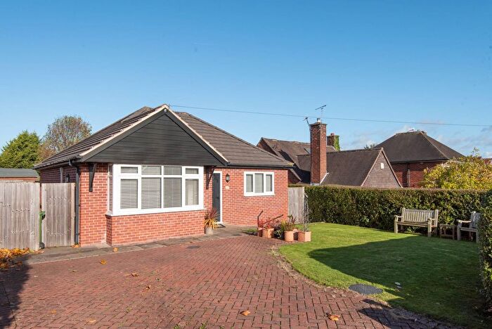 2 Bedroom Detached Bungalow For Sale In Hazel Drive, Chesterfield, S40