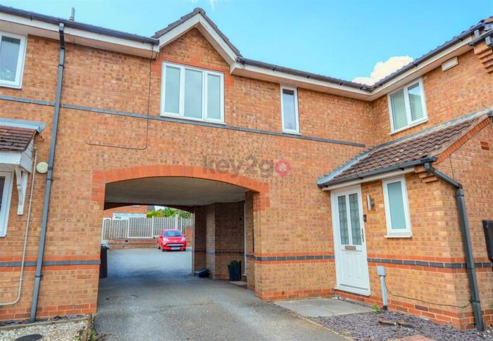 1 Bedroom Town House To Rent In Middle Ox Gardens, Halfway, S20