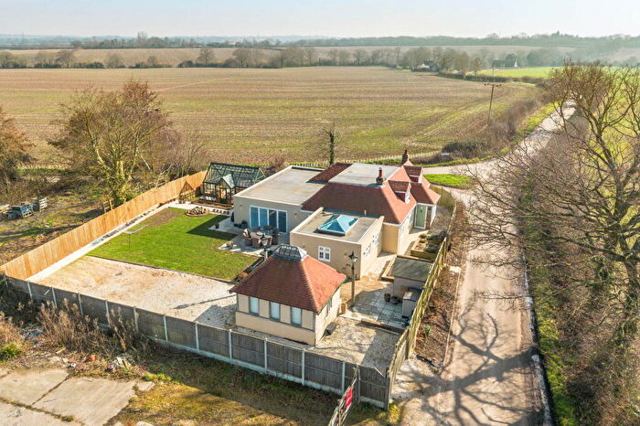 4 Bedroom Detached House For Sale In Brook Lane, Great Baddow, Chelmsford, CM2