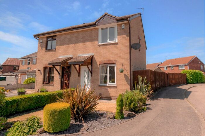 2 Bedroom Semi-Detached House To Rent In Carnoustie Close, Kirkby In Ashfield, NG17