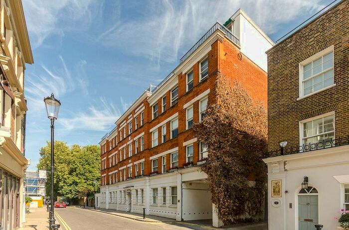 1 Bedroom Flat For Sale In Old Church Street, Chelsea, London, SW3