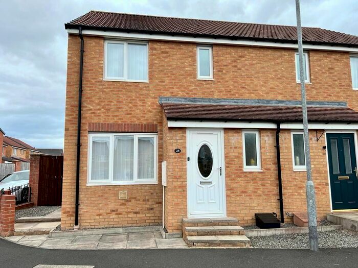 3 Bedroom Semi-Detached House To Rent In Evergreen Close, Hartlepool, TS26
