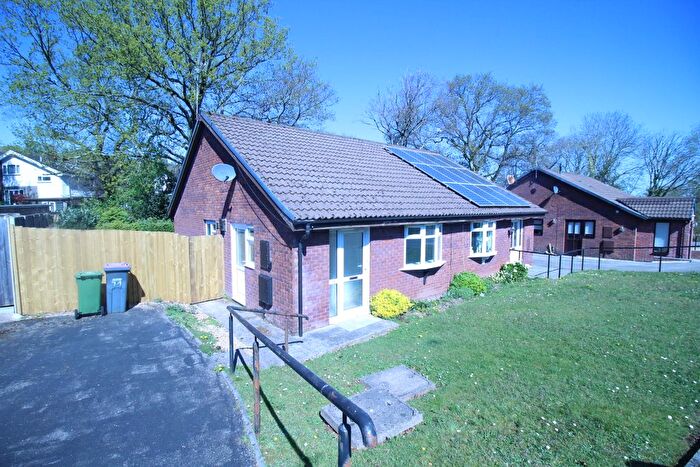 2 Bedroom Semi-Detached Bungalow To Rent In Pentre Close, Coed Eva, Cwmbran, NP44