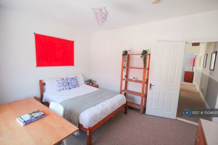 5 Bedroom Terraced House To Rent In Harold Road, Southsea, PO4