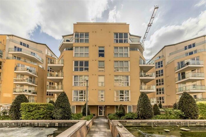 2 Bedroom Flat To Rent In Water Gardens Square, London, SE16