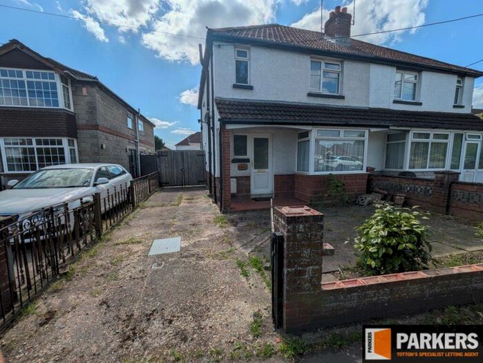 3 Bedroom Semi-Detached House To Rent In Salisbury Road, Totton, SO40