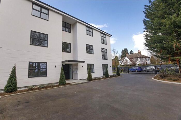 2 Bedroom Apartment To Rent In Wayside Crescent, Harrogate, North Yorkshire, HG2