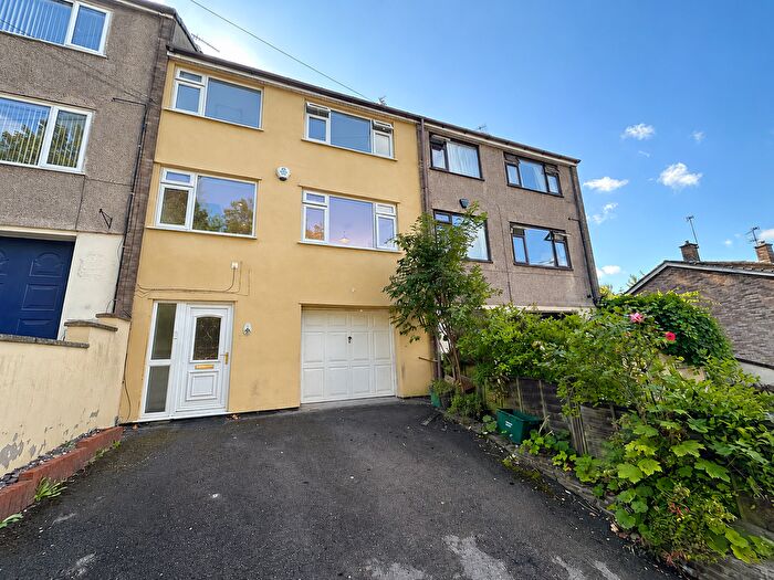 3 Bedroom Terraced House To Rent In Troopers Hill Road, Bristol, BS5