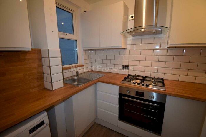 1 Bedroom Apartment To Rent In Central Road, Didsbury, M20