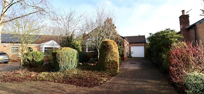 2 Bedroom Detached Bungalow For Sale In Dale Garth, Market Weighton, York, YO43