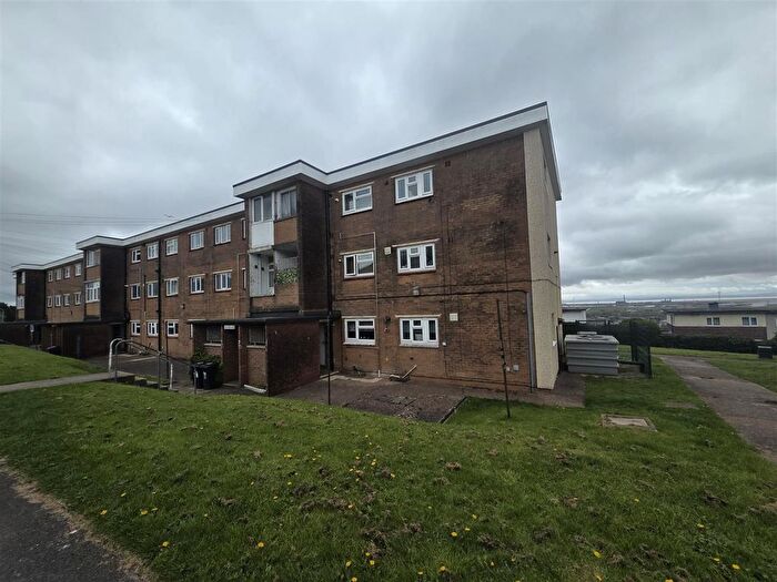 2 Bedroom Flat To Rent In Joyce Close, Newport, NP20