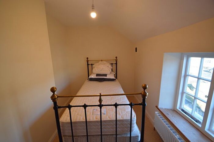 3 Bedroom Terraced House To Rent In High Street, Helmsley, York, YO62