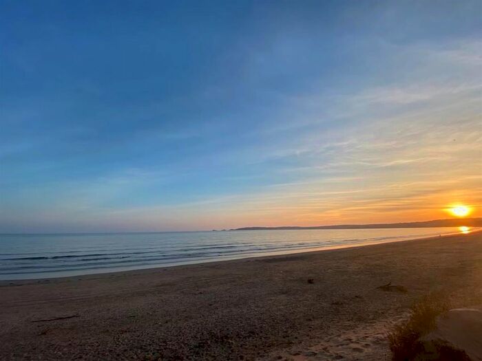 2 Bedroom Flat To Rent In Apartment, Meridian Bay, Trawler Road, Maritime Quarter, Swansea, SA1