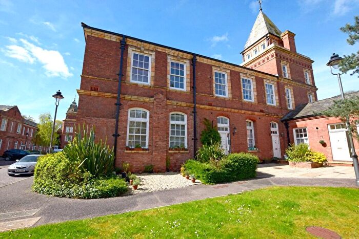 2 Bedroom Apartment For Sale In Clyst Heath, Exeter, EX2
