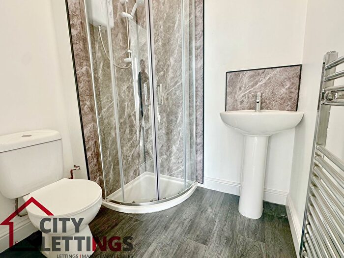 1 Bedroom Flat To Rent In Alpha Terrace, Arboretum, NG1