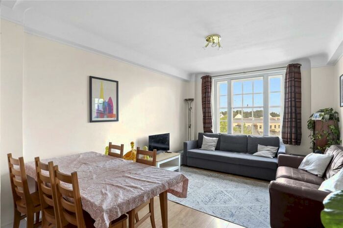 2 Bedroom Flat To Rent In Ivor Court, Gloucester Place, Marylebone, London, NW1