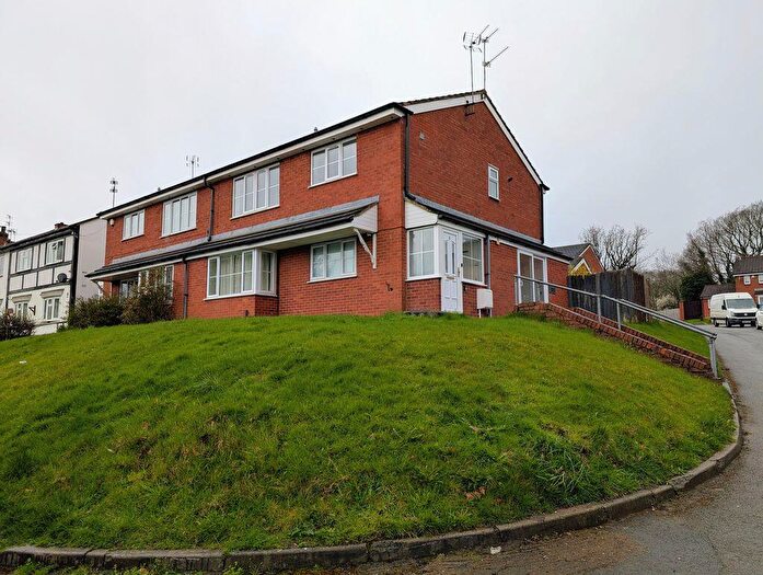 2 Bedroom Maisonette To Rent In Fredas Grove, Harborne, Birmingham, B17