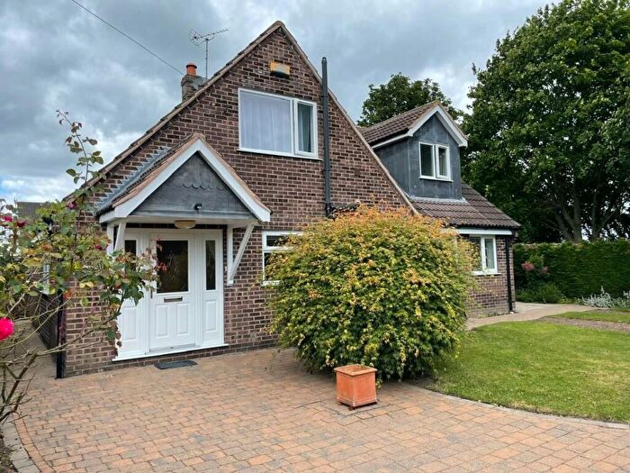 3 Bedroom Detached House To Rent In Meadow Close, Farnsfield, Newark, NG22