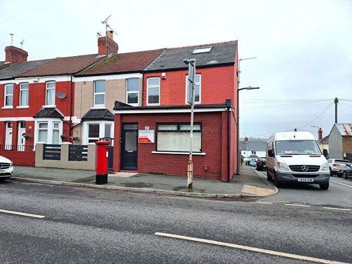 3 Bedroom End Of Terrace House For Sale In Barry Road, Barry, CF62