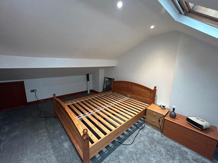 1 Bedroom Apartment To Rent In Chester Road, Hulme, Manchester, M15