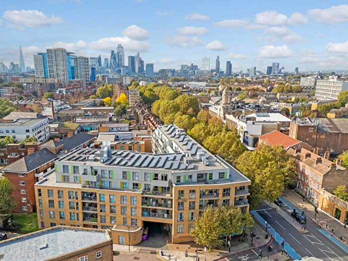 2 Bedroom Apartment To Rent In Fulneck Place, Stepney Green, E1