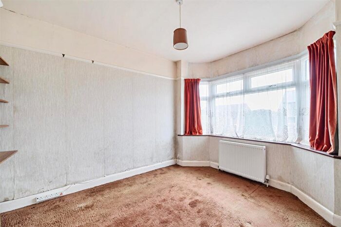 2 Bedroom Bungalow For Sale In Glebe Road, Lytchett Matravers, Poole, BH16