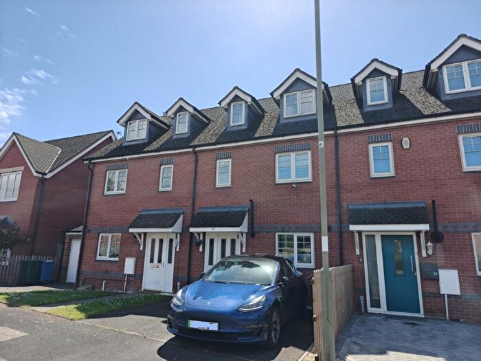 3 Bedroom Terraced House For Sale In Griffin Close, Twyford, Banbury, OX17