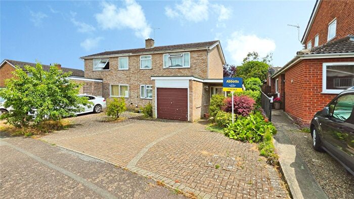 3 Bedroom Semi Detached House For Sale In Vanessa Drive, Wivenhoe, Colchester, Essex, CO7