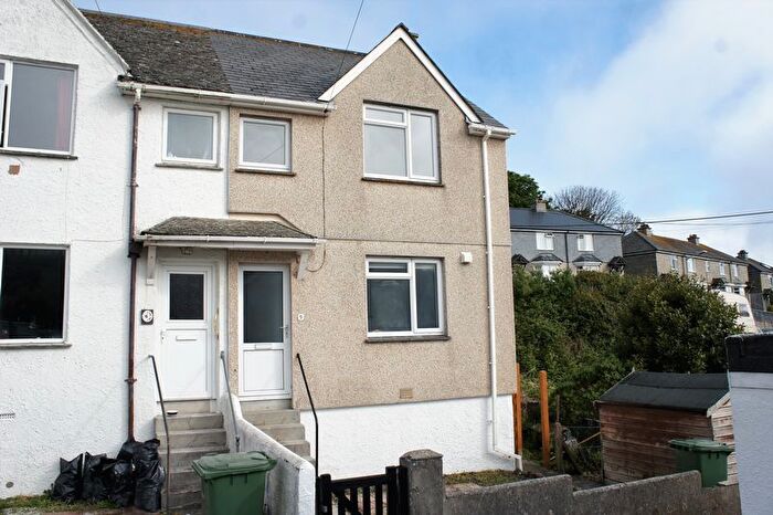 2 Bedroom Property To Rent In Stennack Gardens, St. Ives, TR26