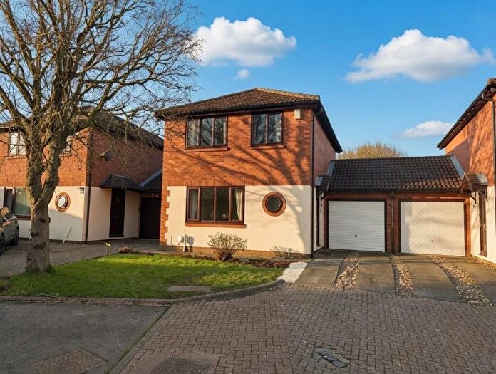 3 Bedroom Detached House For Sale In Fairfield, Longbenton, Longbenton, Newcastle Upon Tyne, NE12