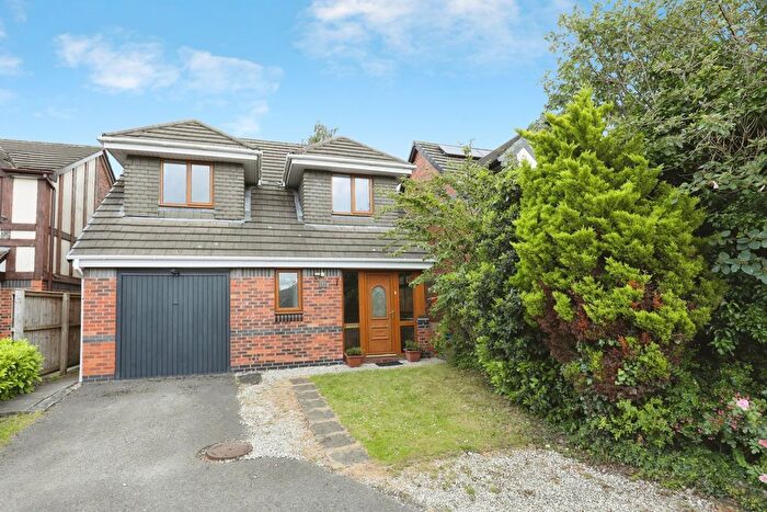 3 Bedroom Detached House For Sale In Spinney Close, Winsford, Cheshire, CW7