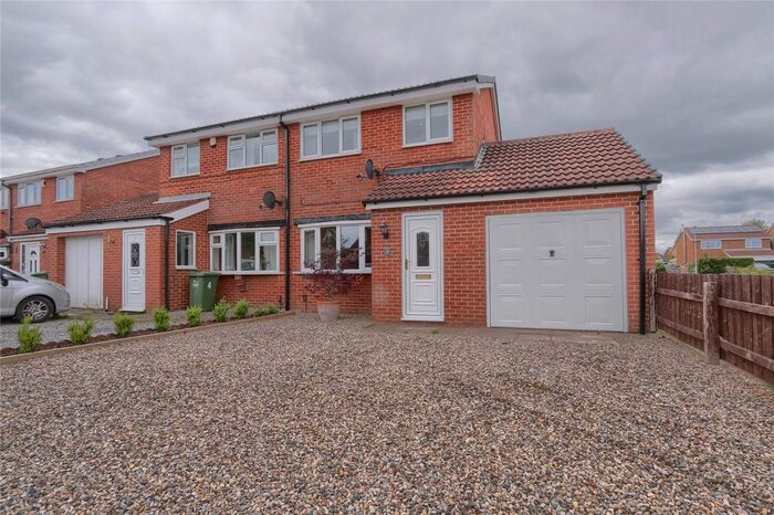 2 Bedroom Semi-Detached House To Rent In Garsdale Close, Yarm, TS15