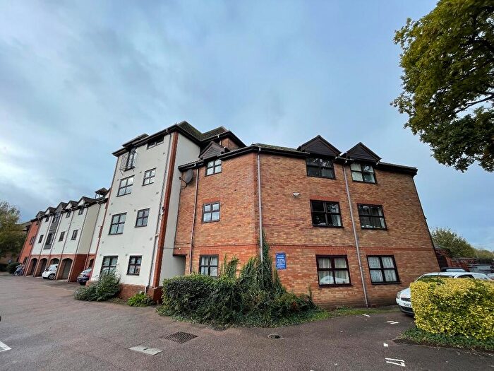 2 Bedroom Apartment To Rent In Templemead, Witham, Essex, CM8