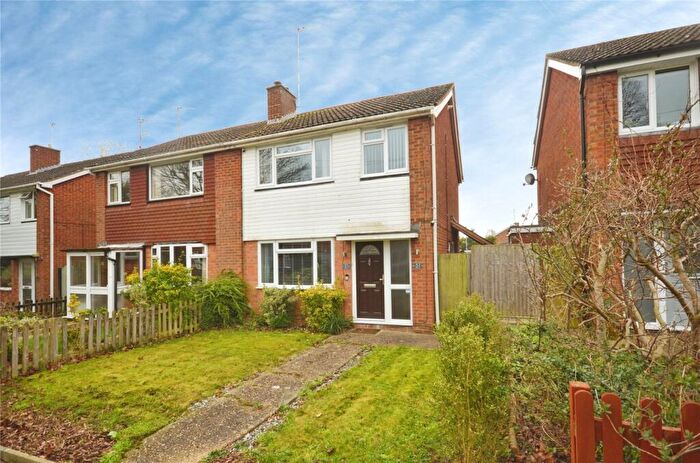 3 Bedroom Semi Detached House For Sale In Ambleside, Aylesbury, Buckinghamshire, HP21