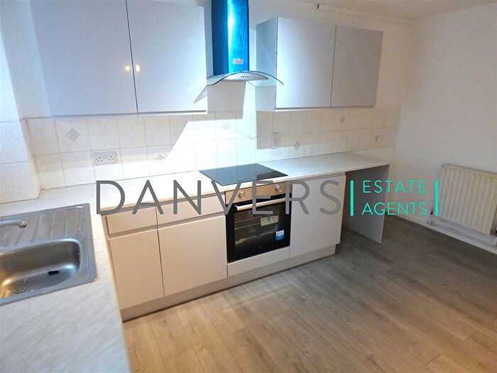 3 Bedroom Terraced House To Rent In Clifford Street, Leicester, LE3