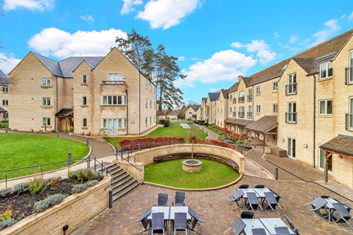 1 Bedroom Property For Sale In Lime Crescent, Siddington Park, Siddington, Cirencester, GL7
