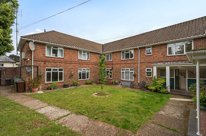 1 Bedroom Flat To Rent In Cripstead Lane, Winchester, Hampshire, SO23