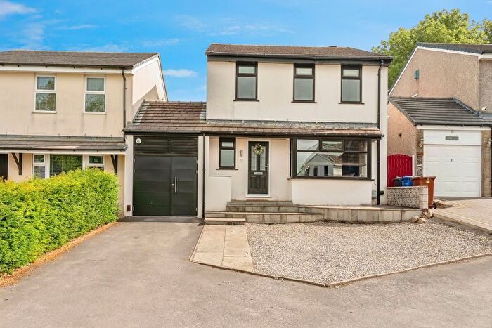 4 Bedroom Detached House For Sale In Langfield, Worsthorne, Burnley, Lancashire, BB10