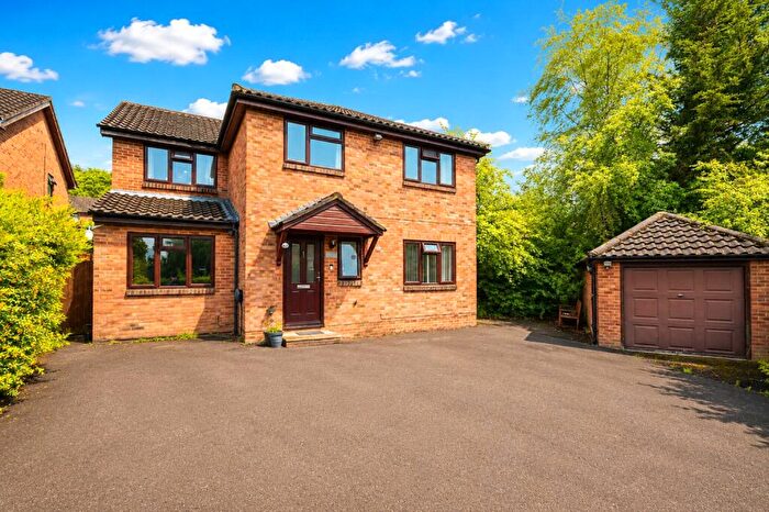 6 Bedroom Detached House For Sale In Pevensey Way, Frimley, Camberley, Surrey, GU16
