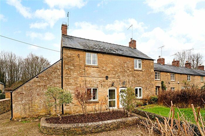 2 Bedroom End Of Terrace House To Rent In Brewery Row, Little Compton, Moreton-In-Marsh, Gloucestershire, GL56