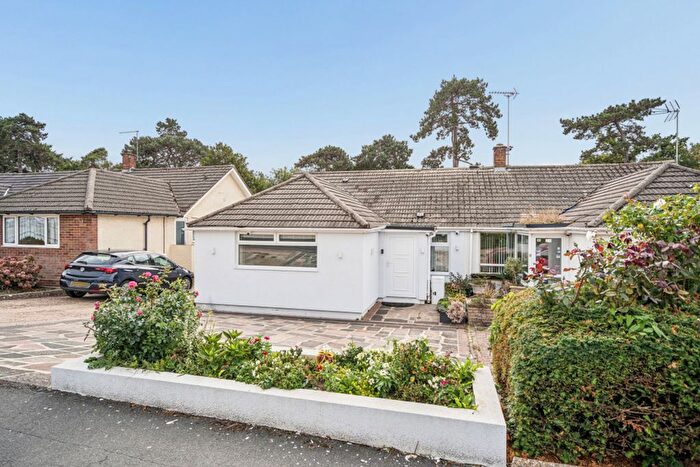 4 Bedroom Semi Detached Bungalow For Sale In Foxleys, Carpenders Park, Watford, WD19