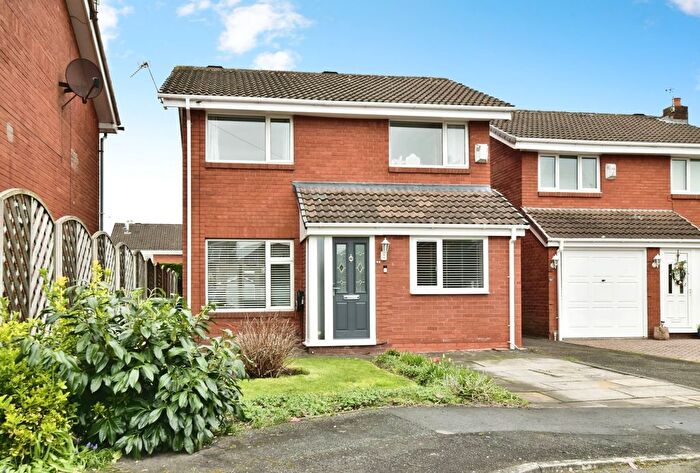 3 Bedroom Detached House For Sale In Kendal Close, Timperley, Altrincham, WA15