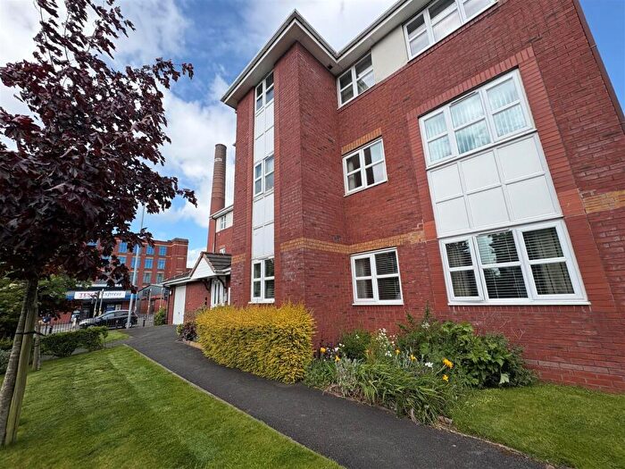 2 Bedroom Apartment For Sale In Flat, Brook Court, Preston, PR2