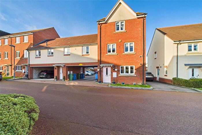 3 Bedroom Semi-Detached House For Sale In Blackcap Lane, Bracknell, Berkshire, RG12
