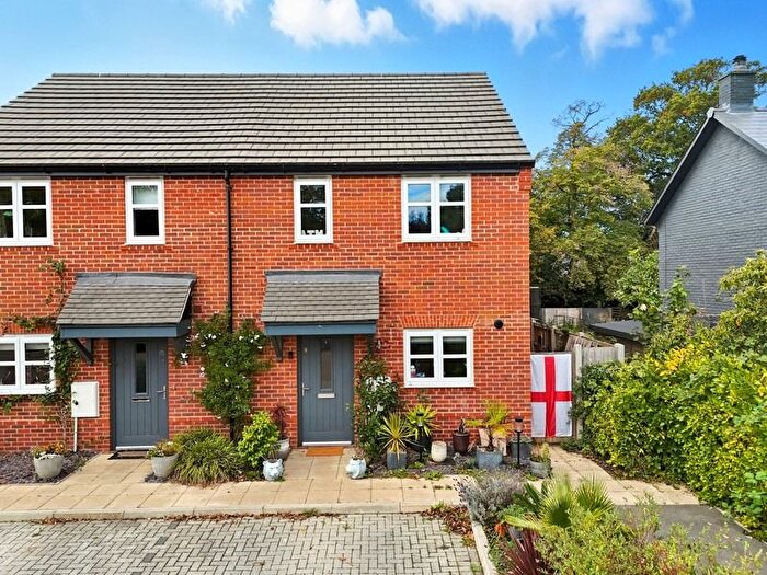 3 Bedroom Semi Detached House For Sale In Bullwood Hall Lane, Hockley, Essex, SS5